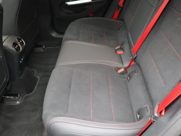 Mercedes-Benz CLA (2025) — foto 13 van 29