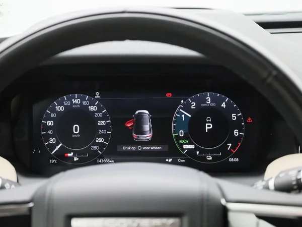 Land Rover Discovery Sport (2021) — foto 49 van 50