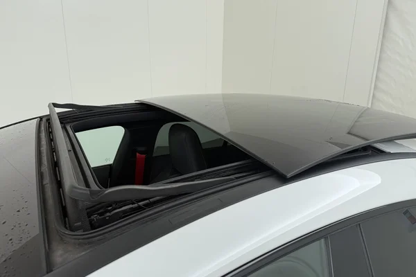 Mercedes-Benz CLA Coupe AMG (C118) (2024) — foto 10 van 20