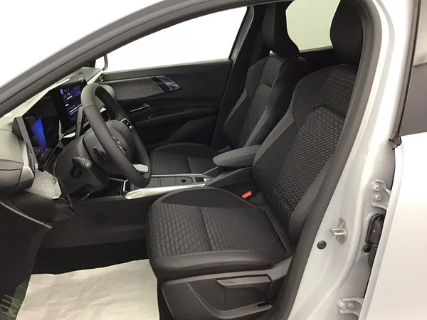 Renault Clio VI (2026) — foto 18 van 28