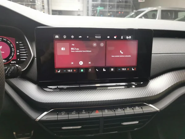SKODA Octavia SW (2025) — foto 5 van 23