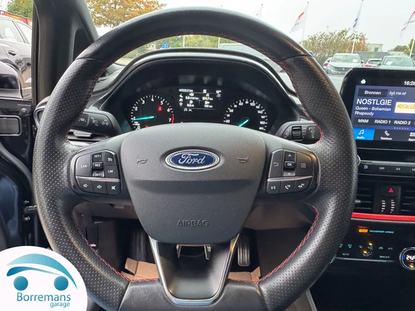 Ford Fiesta (2018) — foto 17 van 28