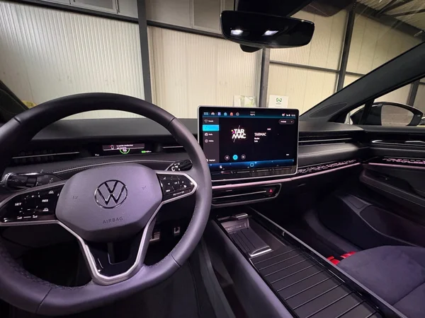 VOLKSWAGEN ID.7 Tourer (2026) — foto 19 van 23