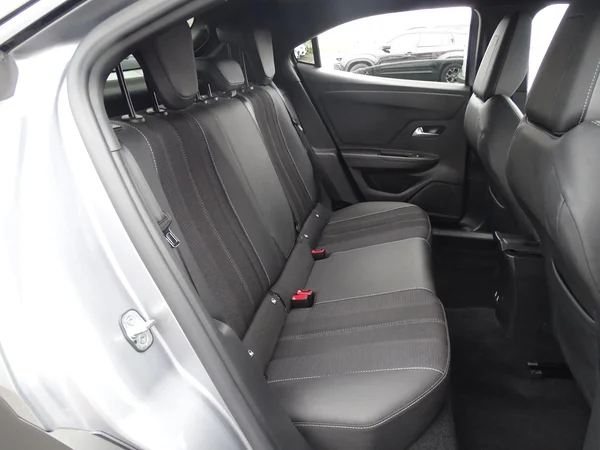 Opel Mokka (2025) — foto 8 van 24