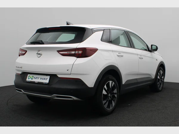 OPEL Grandland (2021) — foto 12 van 22