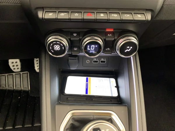 Renault Clio V Phase II (2025) — foto 13 van 26