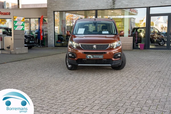 Peugeot RIFTER (2020) — foto 32 van 37