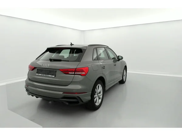 AUDI Q3 (2022) — foto 4 van 36