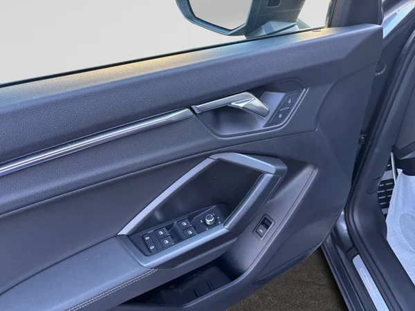 AUDI Q3 (2019) — foto 6 van 23