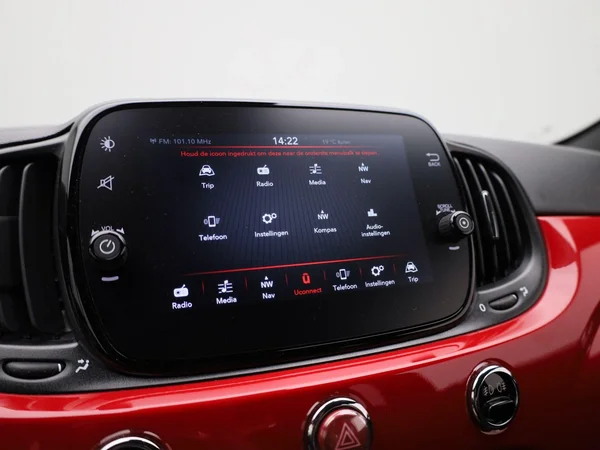 Fiat 500C (2023) — foto 21 van 37