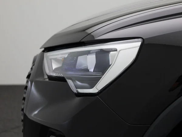 Audi Q3 (2023) — foto 11 van 42