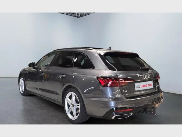 Audi A4 Avant (2023) — foto 27 van 30