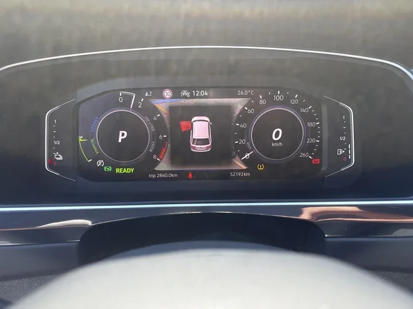 Volkswagen Tiguan (2021) — foto 3 van 16