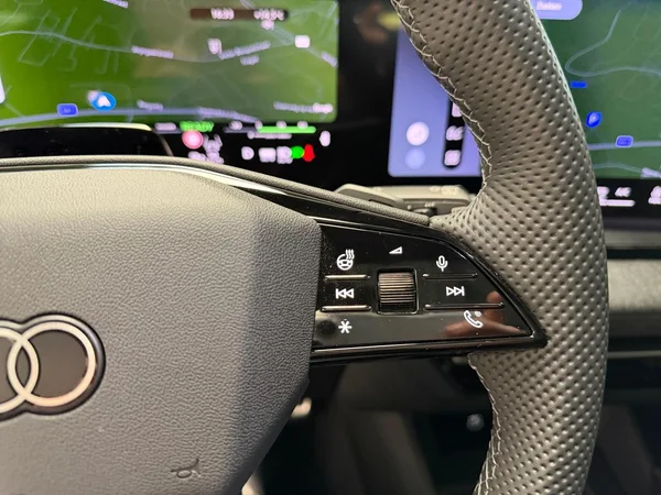 AUDI Q6 e-tron (2026) — foto 6 van 24