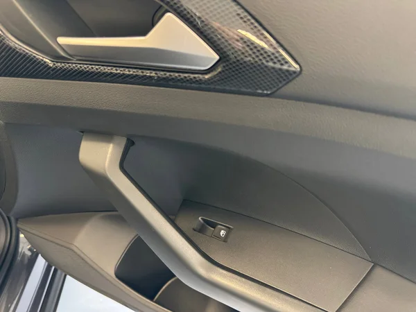 VOLKSWAGEN T-Cross (2025) — foto 22 van 22