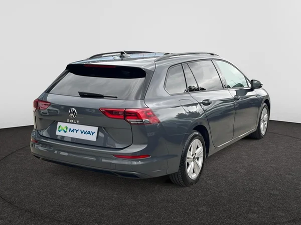 VOLKSWAGEN Golf VIII SW (2024) — foto 12 van 22