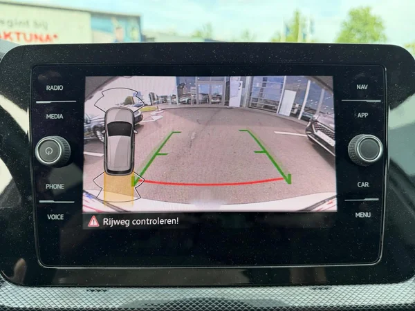 VOLKSWAGEN T-Cross (2025) — foto 4 van 24