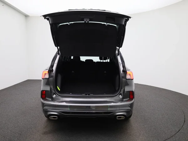 Ford Kuga (2022) — foto 3 van 41
