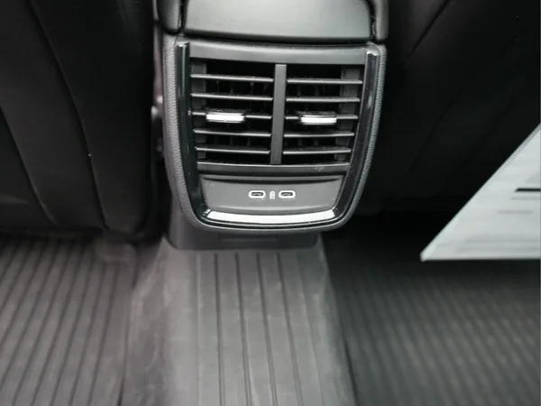 SKODA Kamiq (2024) — foto 18 van 26
