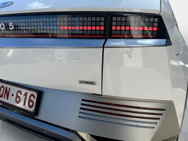 Hyundai IONIQ 5 (2025) — foto 28 van 37