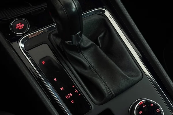 Seat Ateca (2020) — foto 16 van 43