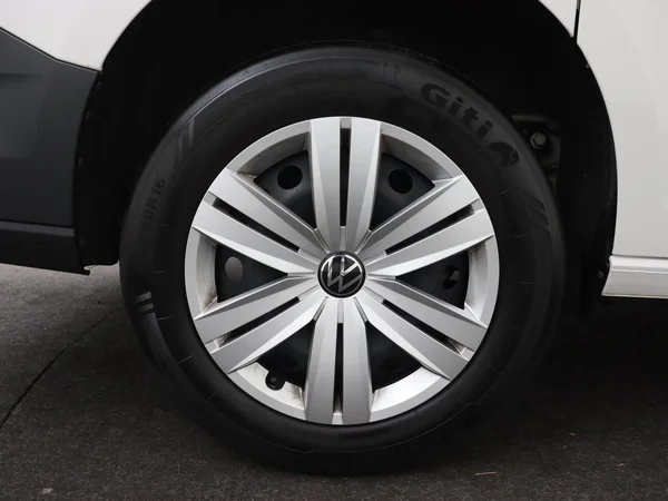 VOLKSWAGEN Caddy Maxi Cargo (2025) — foto 12 van 18
