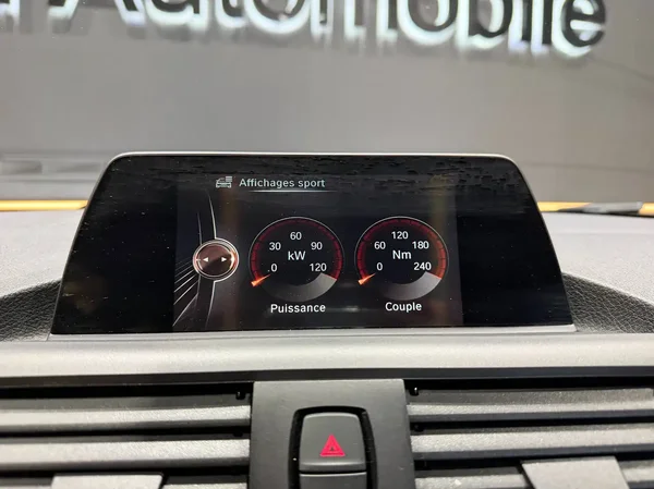 1115_1c782e9c-d8fe-46b4-9c98-7d76b4d23682_2017-14.webp