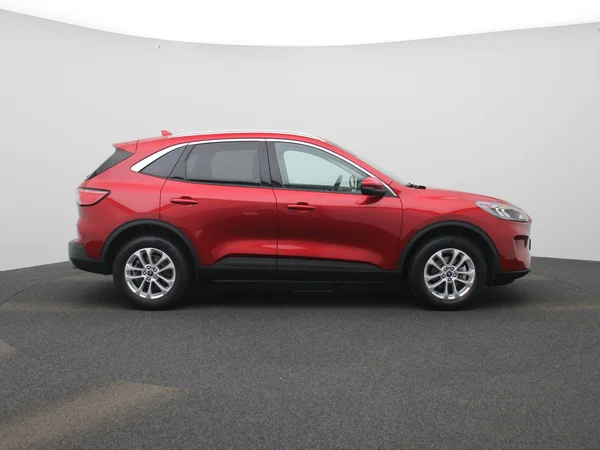 Ford Kuga (2022) — foto 35 van 38
