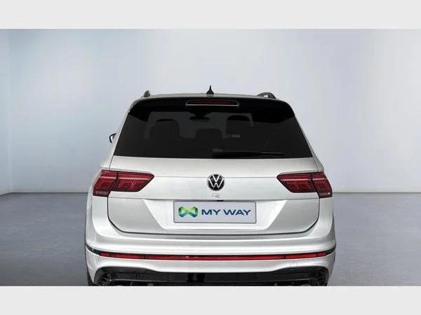 Volkswagen TIGUAN (2022) — foto 32 van 37
