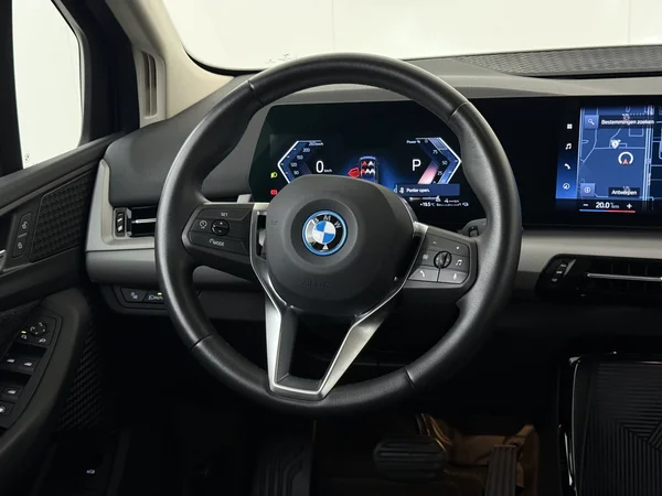 BMW 225 (2024) — foto 14 van 34