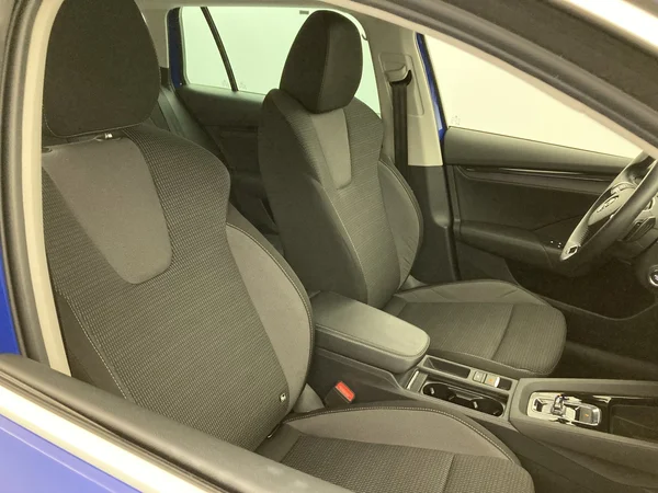 SKODA Octavia Combi (2022) — foto 17 van 35