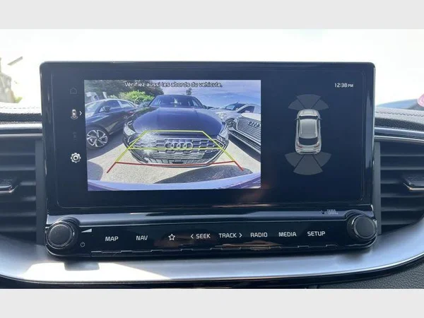 Kia XCEED (2024) — foto 8 van 33