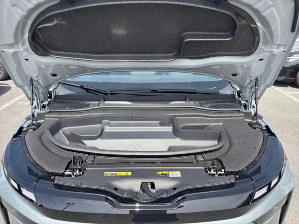 SKODA Enyaq (2026) — foto 9 van 15