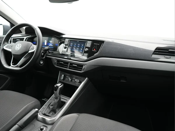 VOLKSWAGEN Polo (2023) — foto 7 van 24