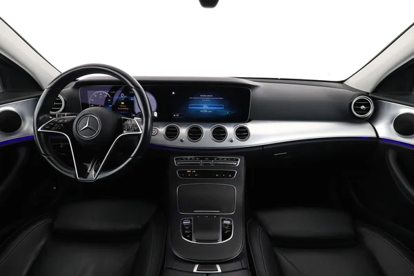 Mercedes-Benz E-Klasse (2022) — foto 3 van 16