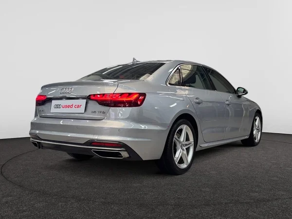 AUDI A4 (2020) — foto 7 van 13