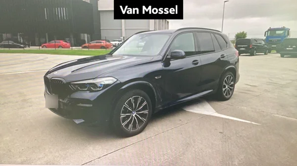 BMW X5 (2022) — foto 1 van 13