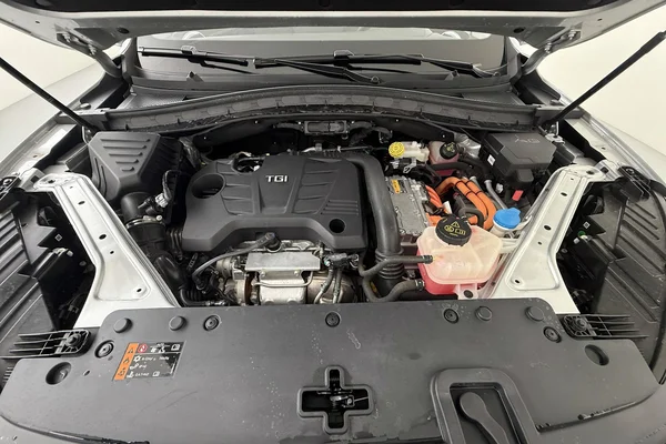 MG EHS PHEV (2023) — foto 9 van 33