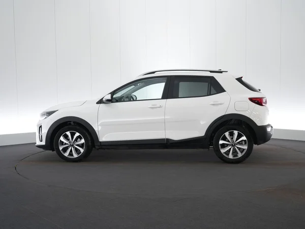 Kia Stonic (2024) — foto 12 van 21