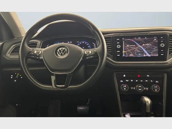 Volkswagen T-Roc (2021) — foto 3 van 24