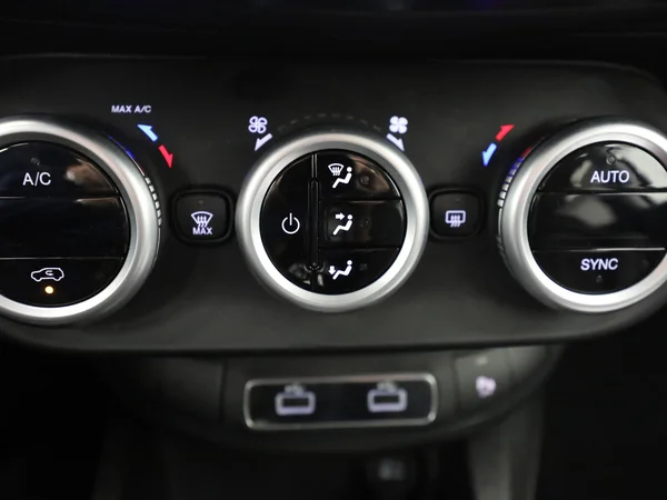 FIAT 500X Dolcevita (2024) — foto 17 van 19