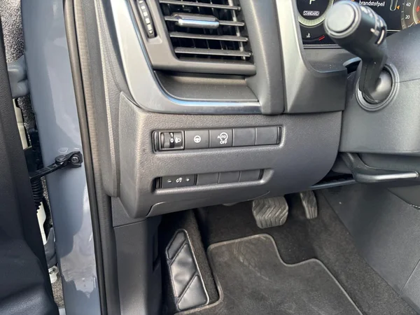 NISSAN Qashqai (2025) — foto 14 van 24
