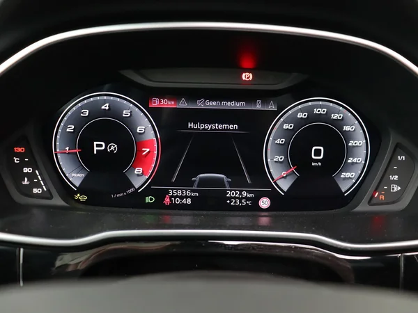 AUDI Q3 (2024) — foto 5 van 19