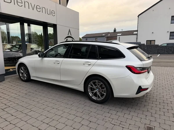 Bmw 318 (2021) — foto 17 van 26