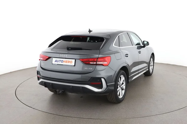 Audi Q3 (2020) — foto 12 van 16