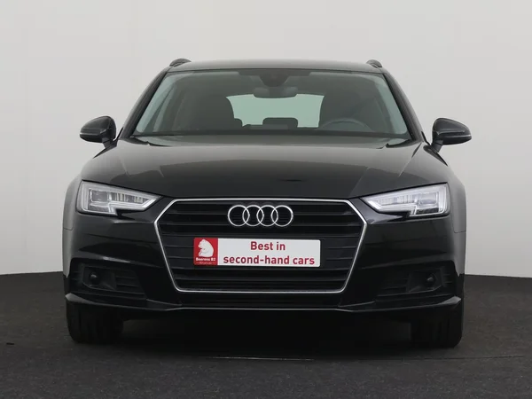 AUDI A4 (2019) — foto 27 van 29