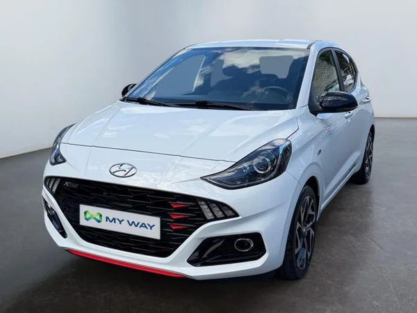 HYUNDAI i10 (2022) — foto 1 van 31