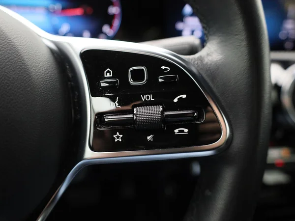 Mercedes-Benz CLA (2022) — foto 7 van 40