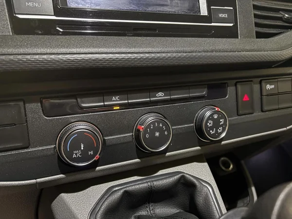 VOLKSWAGEN Transporter T6.1 1200 Fou Swb Dsl (2023) — foto 5 van 17