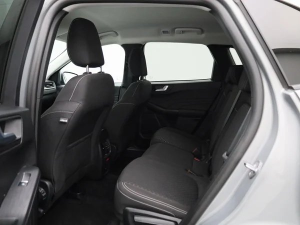 Ford Kuga (2025) — foto 2 van 38